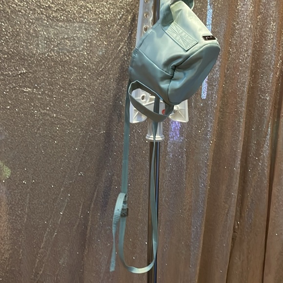 PINK Elegant Light GREEN Small Barrow drawstring Women's Bag NWOT - Picture 4 of 6